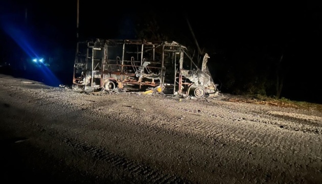 Guerre en Ukraine : Un drone russe percute un minibus dans la région de Soumy, faisant un mort et treize blessés 