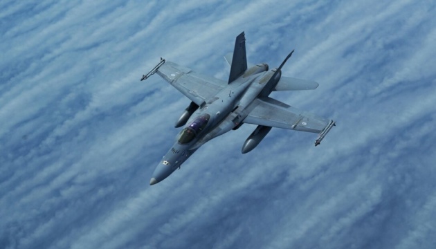 Над Південнокитайським морем розбилися винищувач та гелікоптер ВМС США