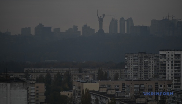 У неділю Україні прогнозують до +18° та туман