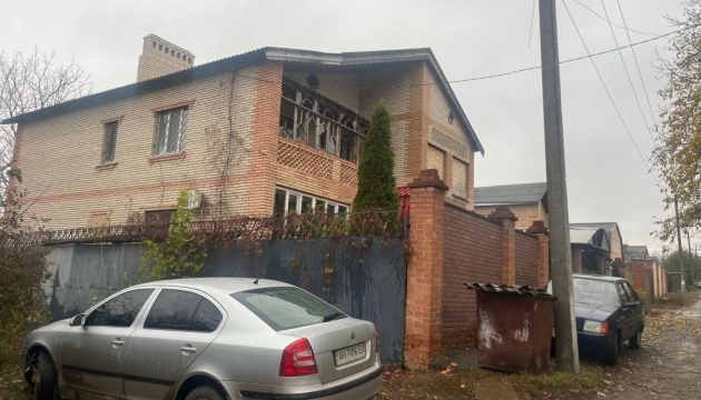 У Слов'янську показали наслідки влучання безпілотника «Гербера» у приватний сектор