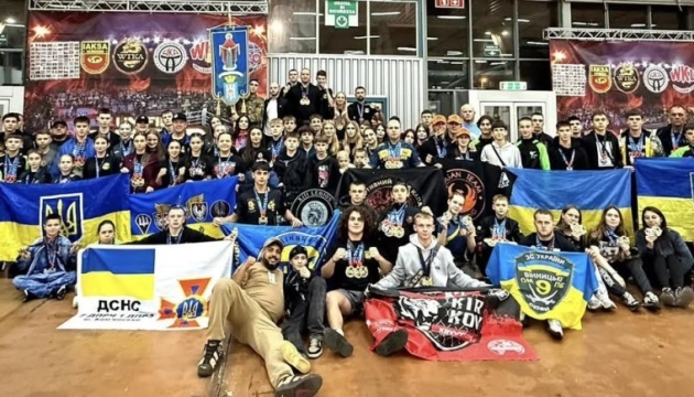 Збірна України стала другою на чемпіонаті світу з кікбоксингу WTKA