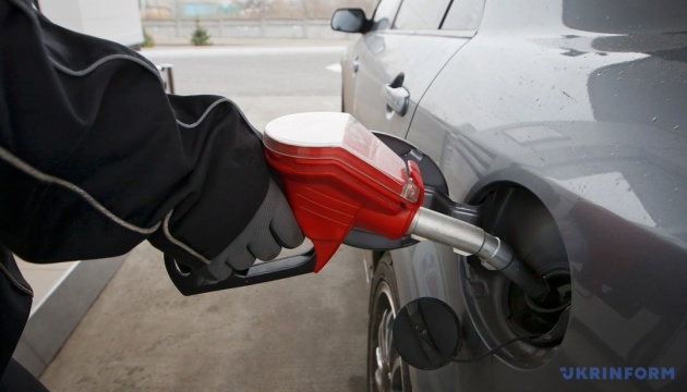 Паливна криза шириться за межі РФ, хоч там і кажуть про «контроль» - розвідка  