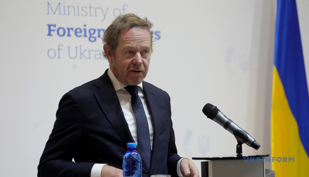 630_360_1761664281-626