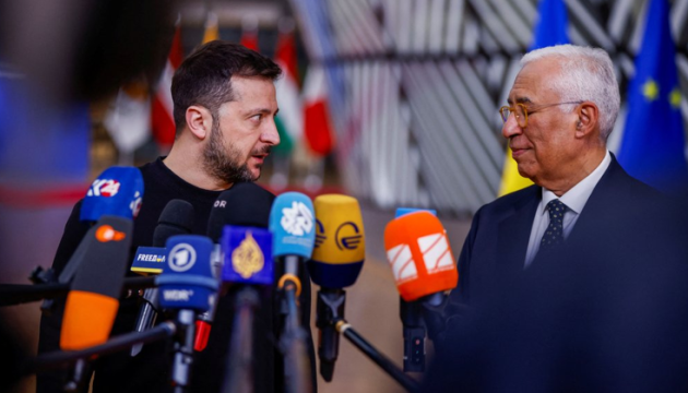 Russian propaganda invents fake claim that Zelensky wore platform shoes at EU summit