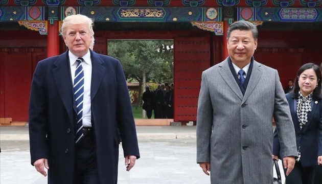 Дональд Трамп і Сі Цзіньпінь проводять зустріч у Південній Кореї