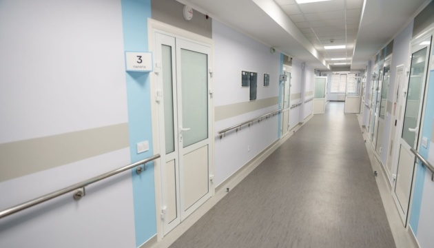 Ukraine : Cinq adultes blessés et un enfant tué dans une frappe aérienne massive russe sur la région de Vinnytsia