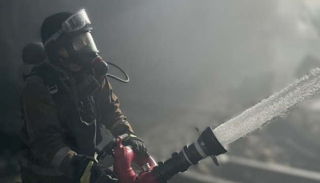 На Франківщині ліквідували пожежу на об’єкті критичної інфраструктури після ворожого удару