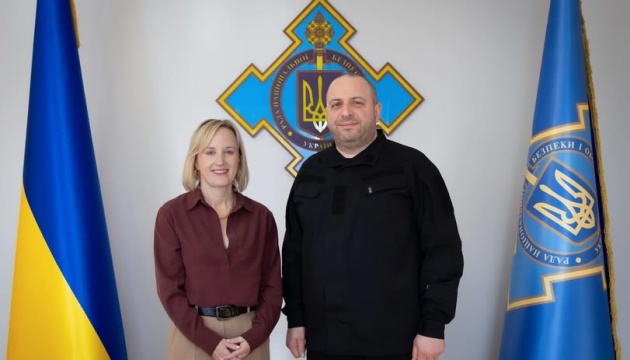 Умєров і повірена США обговорили протидію агресії Росії