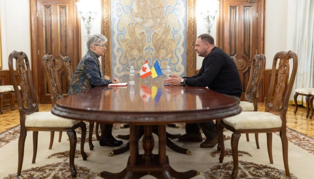 Єрмак обговорив із послом Канади захист критичної інфраструктури та відновлення енергетики