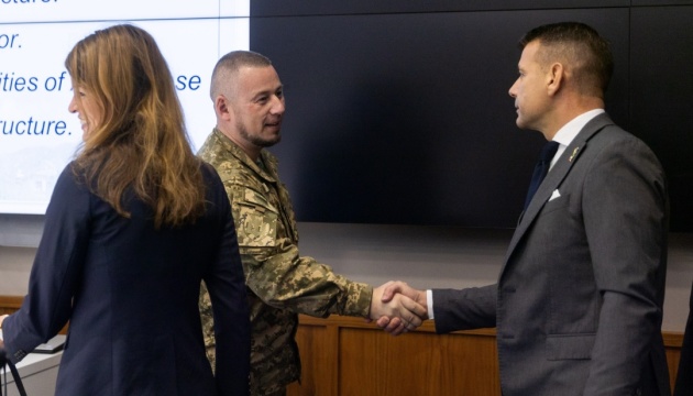 В ОП обговорили посилення протиповітряної оборони з іноземними дипломатами