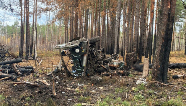 Five killed, three injured as two vehicles hit explosive devices near border in Zhytomyr region