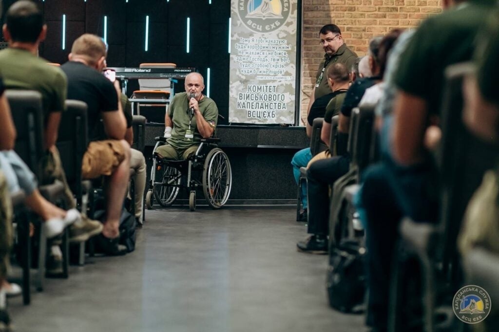 Бойовий медик із Золотоноші Олександр Тарасенко на форумі військових капеланів ВСЦ ЄХБ. Фото: baptyst.com