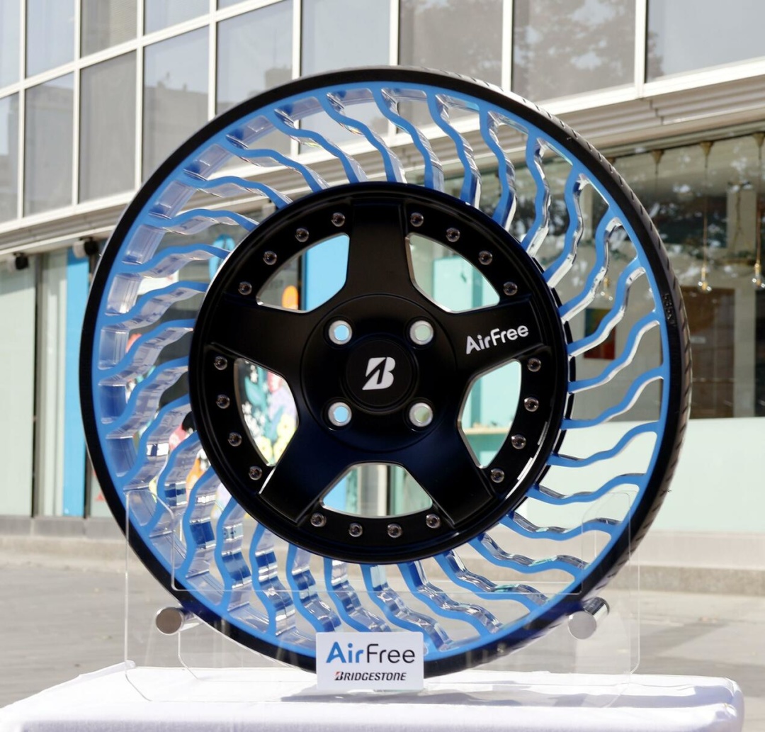 В Японії розпочали випробування проколостійких автобусних шин Bridgestone