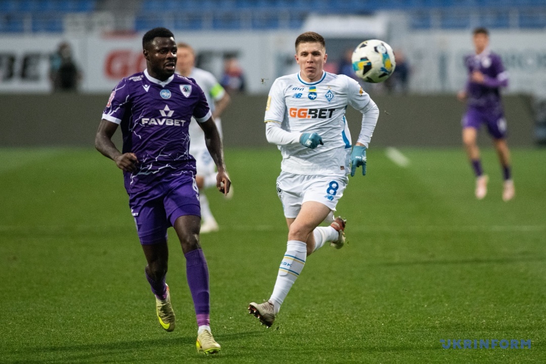 «Динамо» програло ЛНЗ у матчі футбольної Прем'єр-ліги