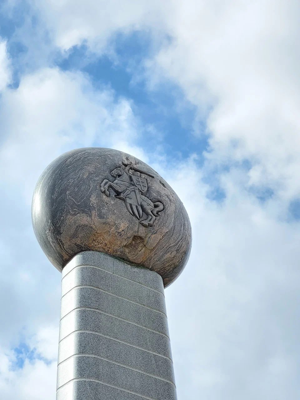 У Білорусі зник памʼятник, встановлений на честь повстання Калиновського - ЗМІ