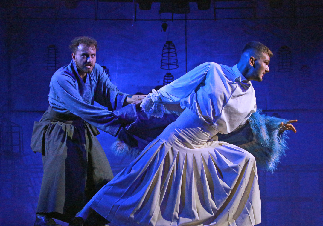 Сцена з вистави «Привіт, монстре!» режисера Слави Жили