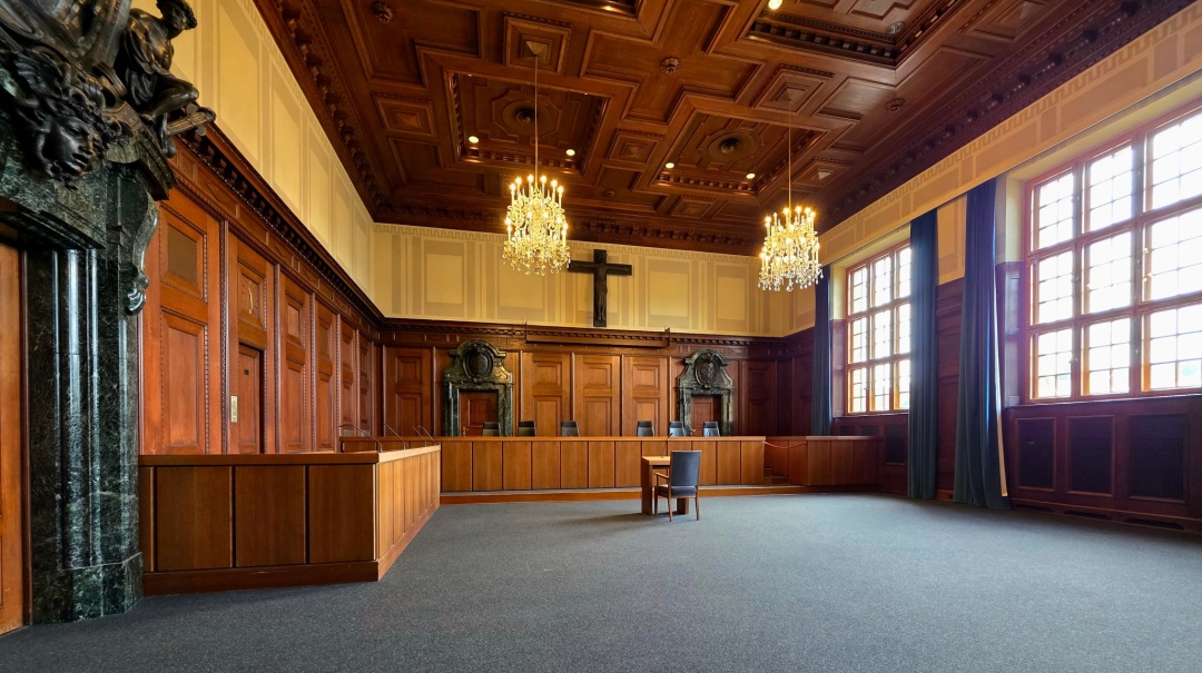 Зала суду (зала 600) Нюрнберзького МВТ, сучасний вигляд. Фото: wikipedia Зала суду (зала 600) Нюрнберзького МВТ, сучасний вигляд. Фото: wikipedia