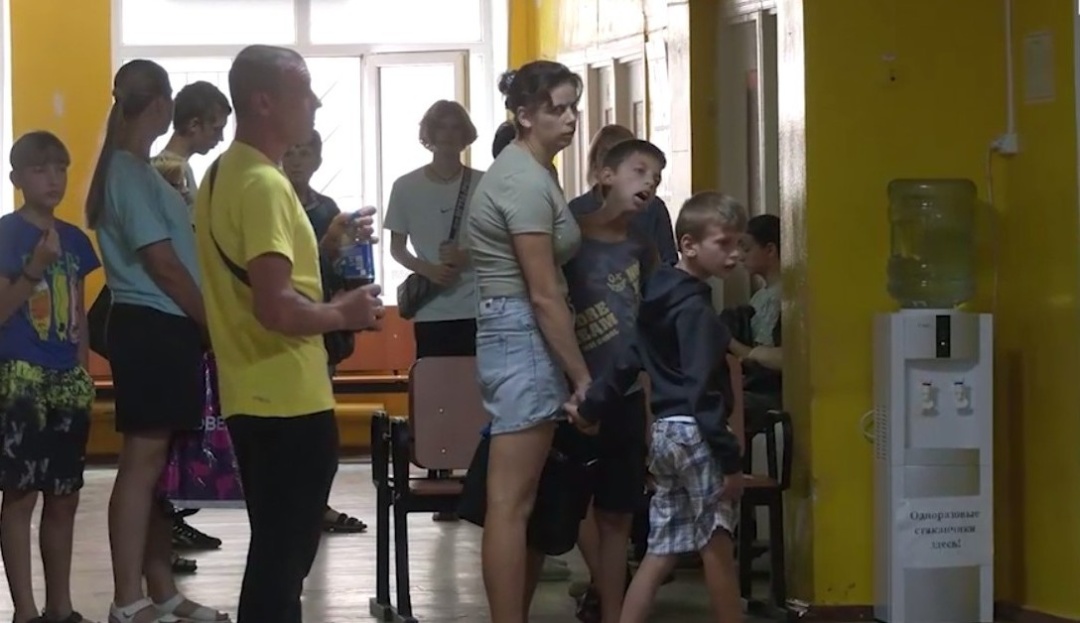 Дитяча міська клінічна лікарня у Макіївці, яка одна у місті проводила профдогляд школярів перед 1 вересня