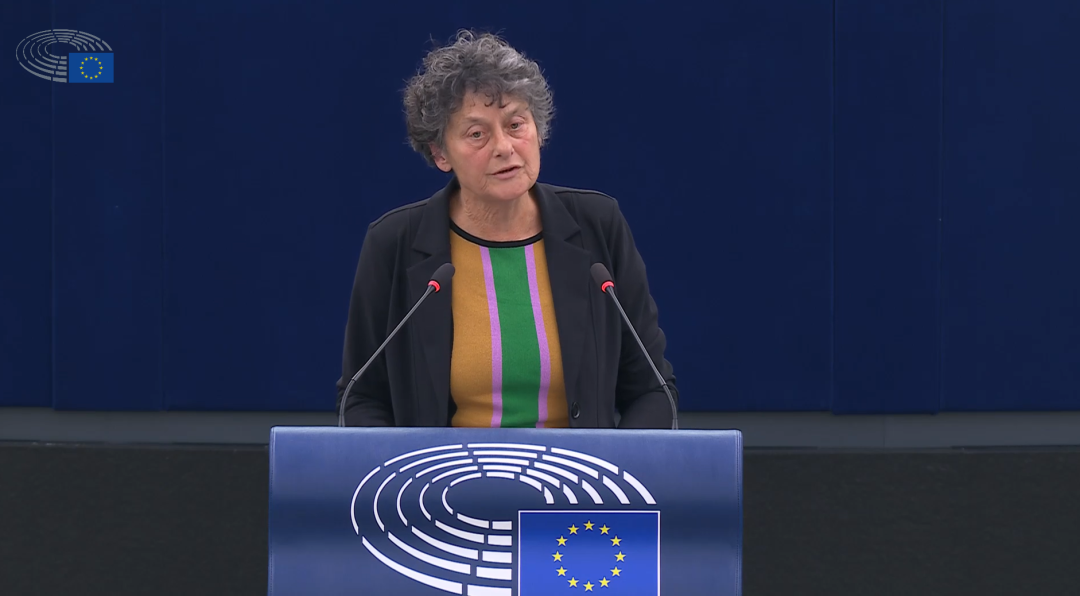 Призупинити фінансування і право голосу: євродепутати закликають владу ЄС покарати Угорщину
