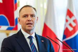 Навроцький вимагає симетрії у відносинах з Україною і запрошує Зеленського до Варшави