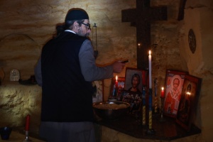 Молитва у катакомбах: репортаж із підземної церкви Одеси