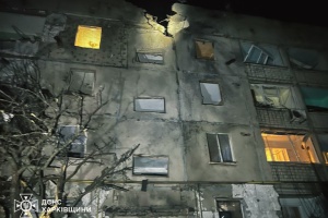 На Харківщині росіяни атакували три громади - пошкоджене житло, виникли пожежі