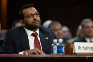 Керівник ФБР відвідав Китай, щоб обговорити фентаніл і правоохоронну діяльність - Reuters