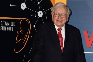 Воррен Баффетт пожертвує акцій на понад $1,3 мільярда сімейним фондам