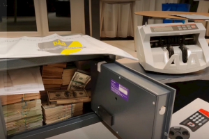 У рамках справи про корупцію в енергетиці затримані п'ятеро осіб, підозри оголошені сімом - НАБУ