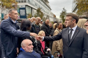 Андрій Шевченко вшанував пам’ять жертв терактів у Парижі та висловив підтримку народу Франції