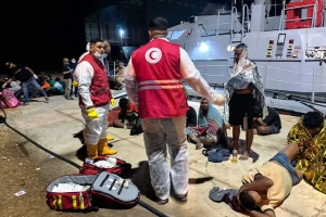 Поблизу узбережжя Лівії перекинувся човен із мігрантами, щонайменше четверо загиблих