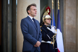Macron believes peace in Ukraine could be achieved by 2027