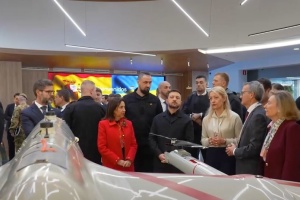 Anti-drone systems, turrets, radars: Zelensky inspects products from local arms manufacturers in Spain