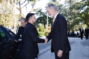 Zelensky meets with King of Spain 
