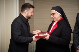 Zelensky awards director of Santa Clara Monastery Foundation with Order of Princess Olga