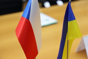 Експерт розповів про наслідки для економіки Чехії, якщо 200 000 українців залишать ринок праці