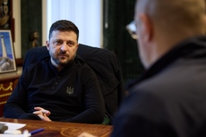 Volodymyr Zelensky annonce une mise à jour du plan de défense et renforce le financement des programmes de drones