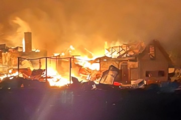 L’armée russe lance une attaque massive sur la région de Dnipropetrovsk : un civil tué et quatorze blessés, dont trois médecins