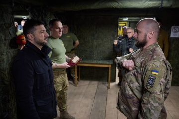 Dobropillia sector: Zelensky meets with soldiers of "Rubizh" brigade