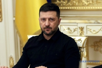 Russland startet innerhalb von einer Woche 66 Raketen, rund 1.400 Drohnen und 1.100 Gleitbomben auf Ukraine – Selenskyj