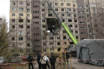 Zahl der Verletzten russischen Angriffs auf Dnipro auf 13 gestiegen, drei Menschen tot