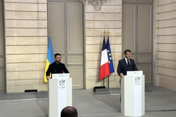 Zełenski i Macron rozmawiali o wykorzystaniu zamrożonych rosyjskich aktywów do obrony Ukrainy