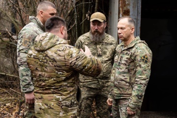 Syrski odwiedził kierunek Pokrowski: Wojska Obrony Narodowej próbują zakłócić szlaki logistyczne armii rosyjskiej