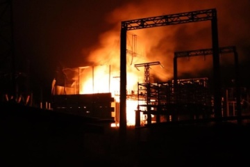 Une attaque de drones ukrainiens déclenche un violent incendie sur la raffinerie de Ryazan