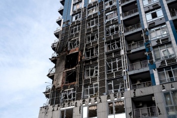 露軍攻撃によるキーウの死者数７名に増加　瓦礫の下から遺体見つかる