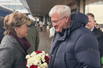 Ukraine-Besuch: Lettische Außenministerin in Kyjiw eingetroffen  