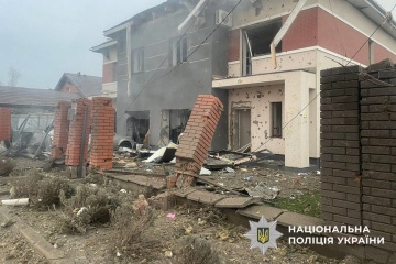 Region Kyjiw unter feindlichem Angriff: Eine Tote, acht Verletzte