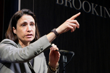 Poutine tient Trump dans sa poche : l’analyse choc d’une ex-conseillère de la Maison-Blanche