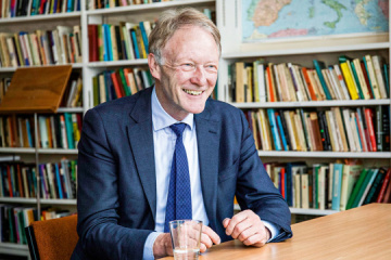 Un historien allemand voit des parallèles entre le « plan de paix » américain et l’accord de Munich de 1938