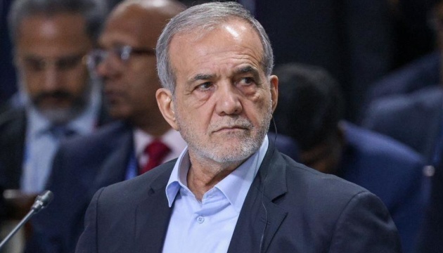 Президент Ірану заявив, що Тегеран відновить свої ядерні об'єкти - Reuters